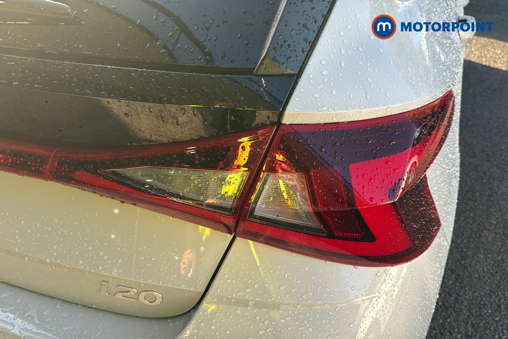Hyundai I20 Tech Line Automatic Petrol Hatchback - Stock Number (1681499) - 36th supplementary image