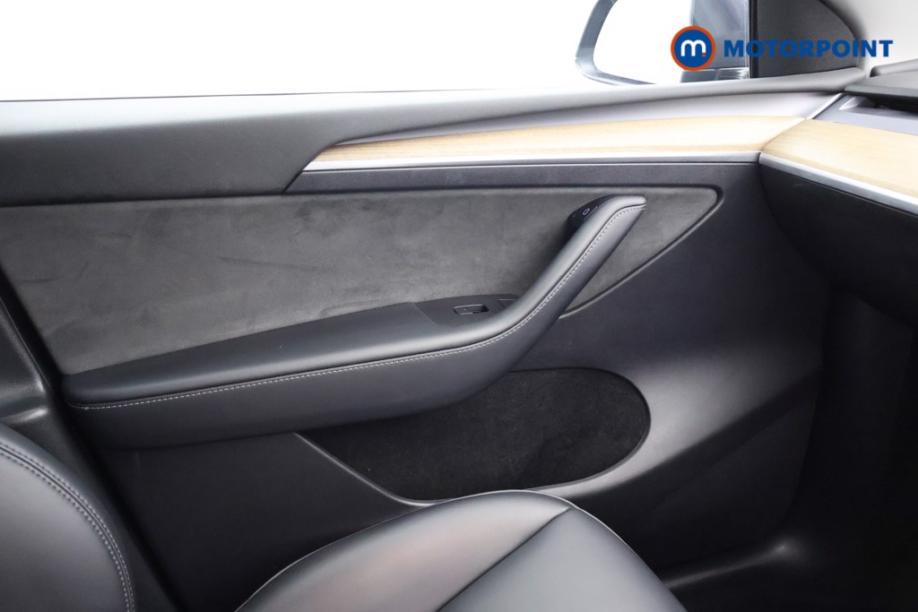 Tesla Model Y Long Range Automatic Electric SUV - Stock Number (1681686) - 15th supplementary image