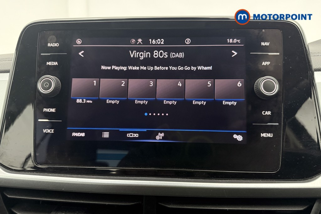 Volkswagen T-Roc Life Manual Petrol SUV - Stock Number (1681774) - 2nd supplementary image