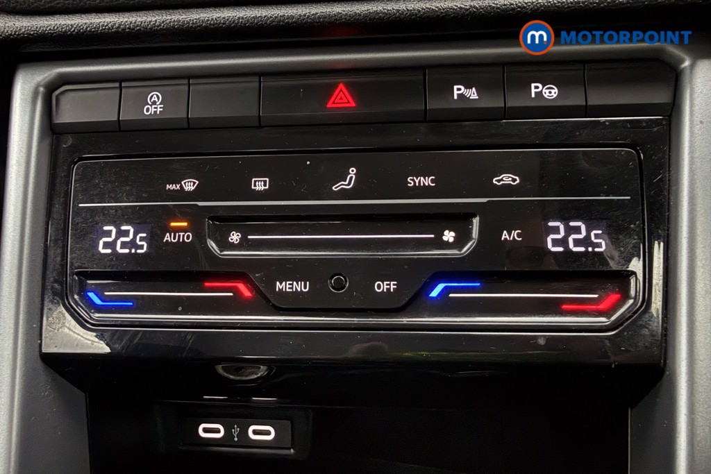 Volkswagen T-Roc Life Manual Petrol SUV - Stock Number (1681774) - 15th supplementary image