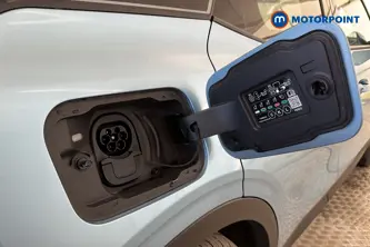 Ford Explorer Premium Automatic Electric SUV - Stock Number (1682183) - 41st supplementary image