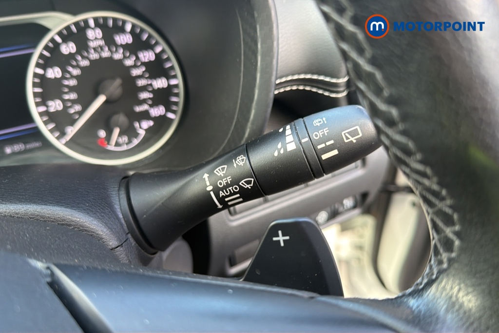 Nissan Juke N-Connecta Automatic Petrol SUV - Stock Number (1682255) - 6th supplementary image