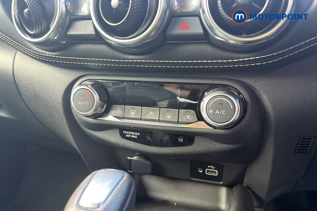Nissan Juke N-Connecta Automatic Petrol SUV - Stock Number (1682255) - 12th supplementary image