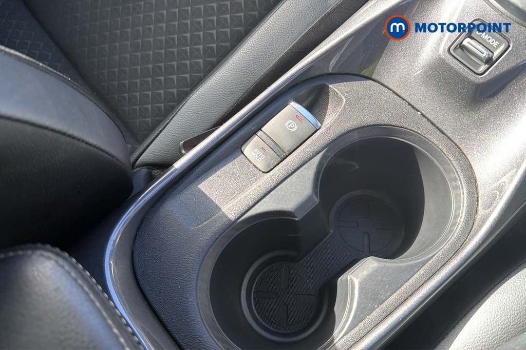 Nissan Juke N-Connecta Automatic Petrol SUV - Stock Number (1682255) - 16th supplementary image