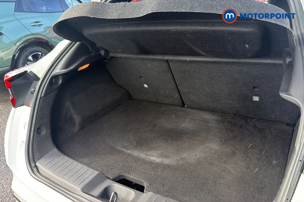 Nissan Juke N-Connecta Automatic Petrol SUV - Stock Number (1682255) - 30th supplementary image
