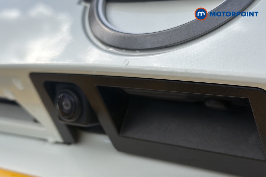 Nissan Juke N-Connecta Automatic Petrol SUV - Stock Number (1682255) - 37th supplementary image