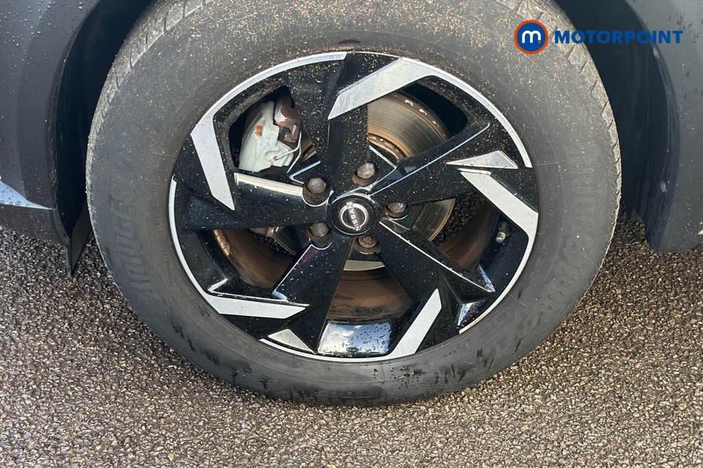 Nissan Juke N-Connecta Automatic Petrol SUV - Stock Number (1682255) - 44th supplementary image