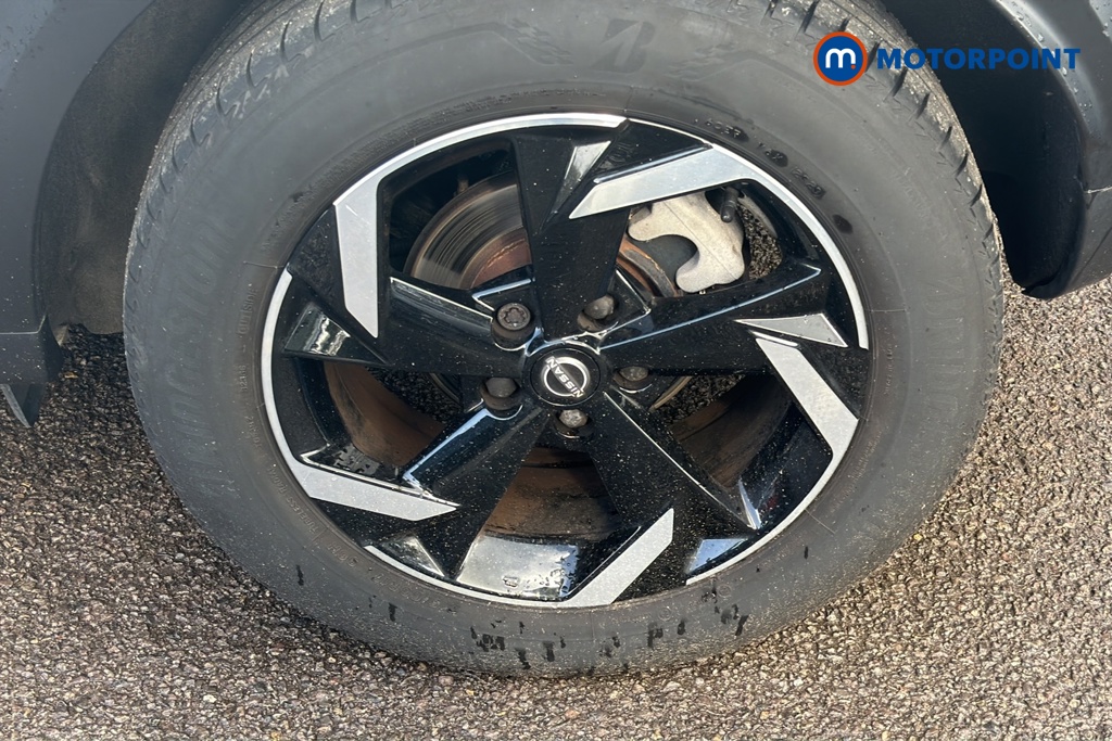 Nissan Juke N-Connecta Automatic Petrol SUV - Stock Number (1682255) - 45th supplementary image