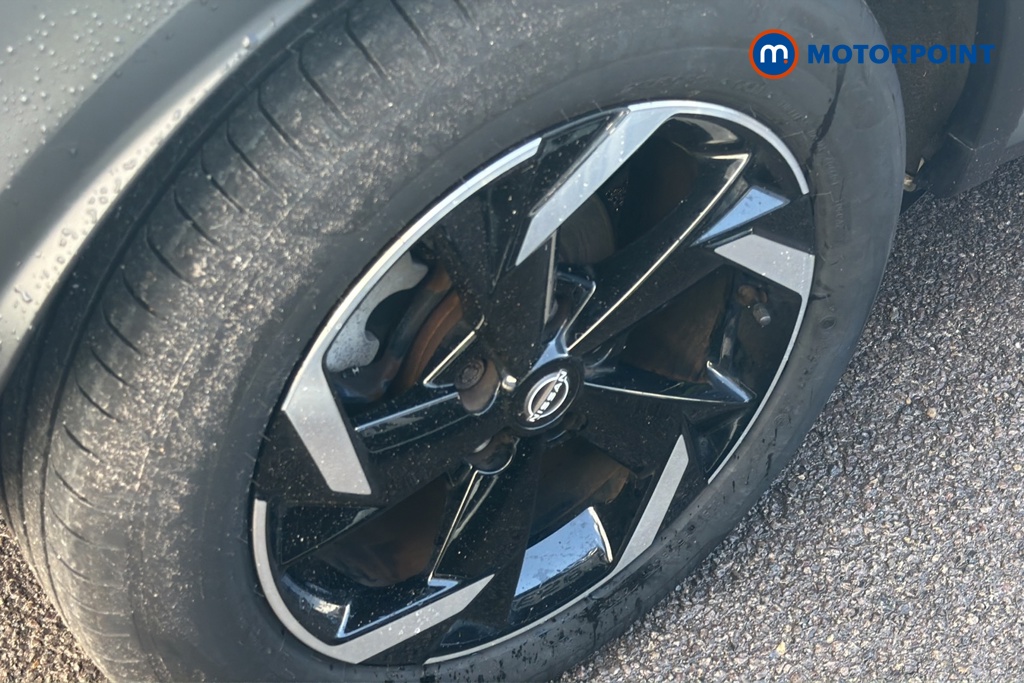 Nissan Juke N-Connecta Automatic Petrol SUV - Stock Number (1682255) - 46th supplementary image
