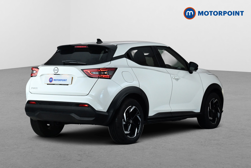 Nissan Juke N-Connecta Automatic Petrol SUV - Stock Number (1682255) - Passenger side rear corner