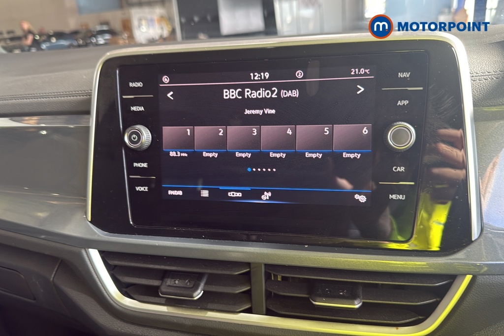 Volkswagen T-Roc Style Manual Petrol SUV - Stock Number (1682665) - 8th supplementary image
