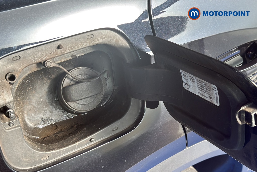 Volkswagen T-Roc Style Manual Petrol SUV - Stock Number (1682665) - 41st supplementary image