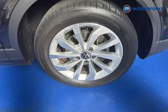 Volkswagen T-Roc Style Manual Petrol SUV - Stock Number (1682665) - 47th supplementary image