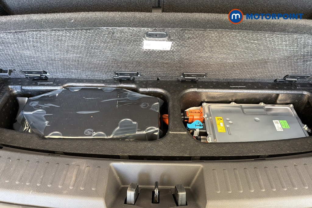 Chery Tiggo 8 Summit Automatic Petrol Plug-In Hybrid SUV - Stock Number (1682778) - 33rd supplementary image
