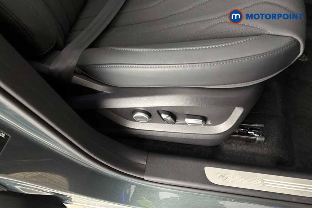 Chery Tiggo 8 Summit Automatic Petrol Plug-In Hybrid SUV - Stock Number (1682789) - 23rd supplementary image