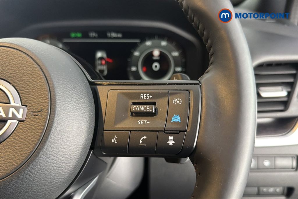 Nissan Qashqai Tekna Automatic Petrol SUV - Stock Number (1682984) - 3rd supplementary image