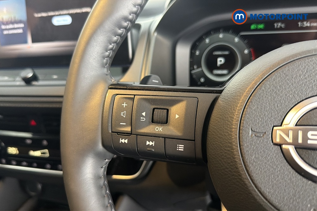 Nissan Qashqai Tekna Automatic Petrol SUV - Stock Number (1682984) - 4th supplementary image
