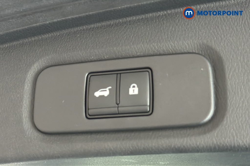 Nissan Qashqai Tekna Automatic Petrol SUV - Stock Number (1682984) - 35th supplementary image