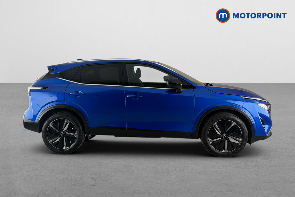 Nissan Qashqai Tekna Automatic Petrol SUV - Stock Number (1682984) - Passenger side