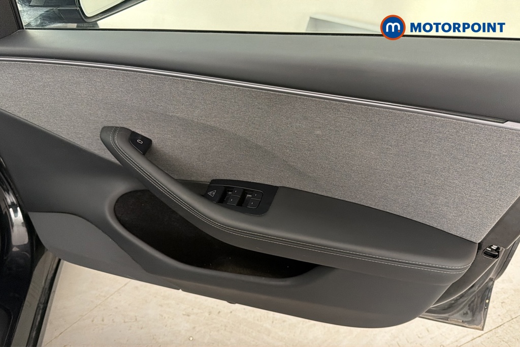 Tesla Model 3 Long Range Automatic Electric Saloon - Stock Number (1683127) - 18th supplementary image