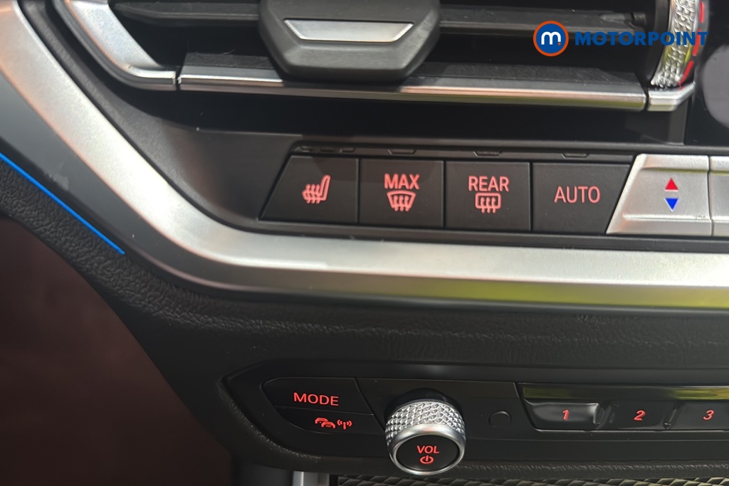 BMW 3 Series M Sport Automatic Petrol Plug-In Hybrid Estate - Stock Number (1683318) - 14th supplementary image