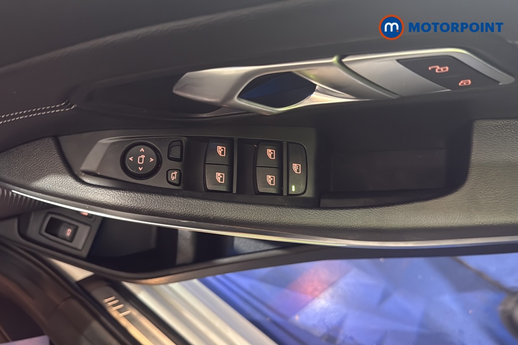 BMW 3 Series M Sport Automatic Petrol Plug-In Hybrid Estate - Stock Number (1683318) - 19th supplementary image