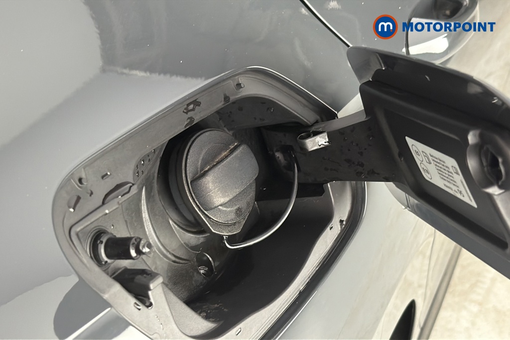 Volkswagen Golf R-Line Automatic Petrol Hatchback - Stock Number (1683962) - 41st supplementary image