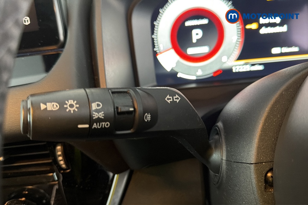 Nissan Qashqai N-Connecta Automatic Petrol SUV - Stock Number (1684137) - 5th supplementary image