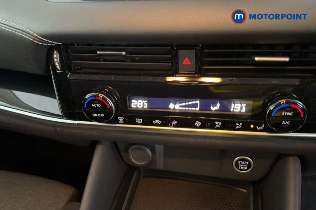 Nissan Qashqai N-Connecta Automatic Petrol SUV - Stock Number (1684137) - 12th supplementary image
