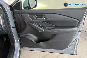 Nissan Qashqai N-Connecta Automatic Petrol SUV - Stock Number (1684137) - 18th supplementary image
