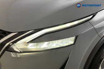 Nissan Qashqai N-Connecta Automatic Petrol SUV - Stock Number (1684137) - 42nd supplementary image