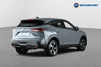 Nissan Qashqai N-Connecta Automatic Petrol SUV - Stock Number (1684137) - Passenger side rear corner