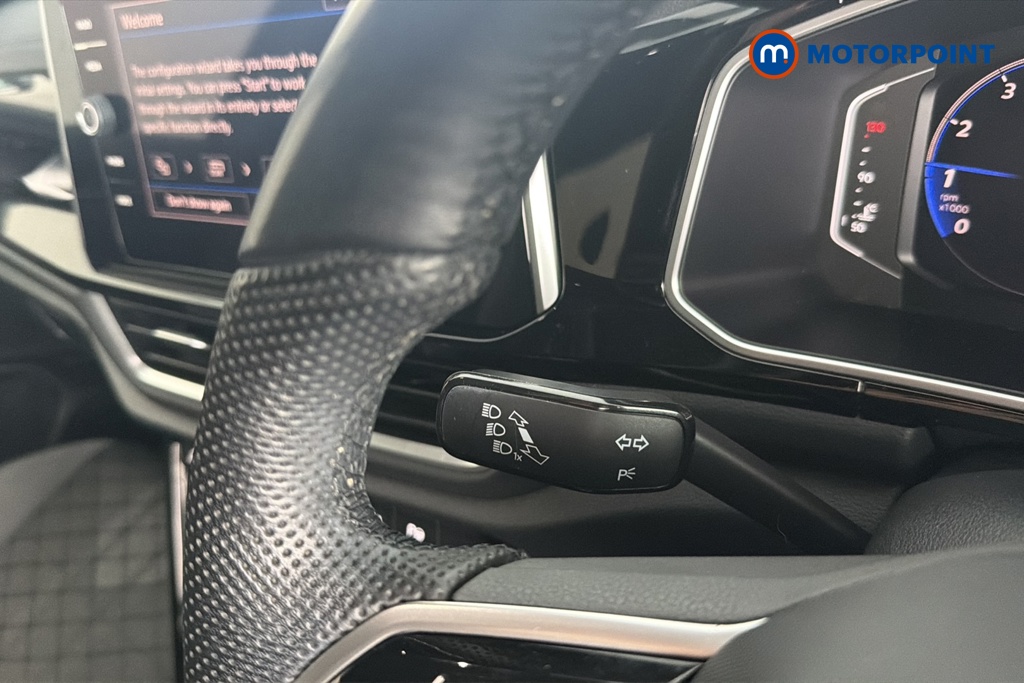 Volkswagen T-Roc R-Line Manual Petrol SUV - Stock Number (1684237) - 5th supplementary image