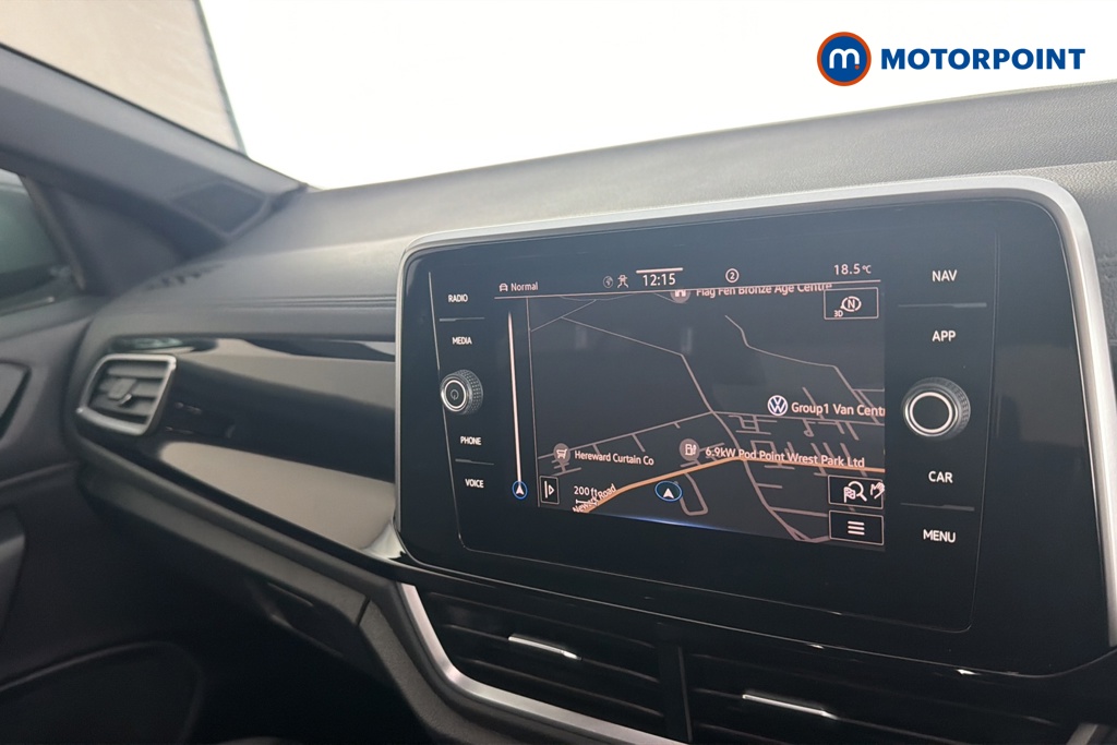 Volkswagen T-Roc R-Line Manual Petrol SUV - Stock Number (1684237) - 9th supplementary image