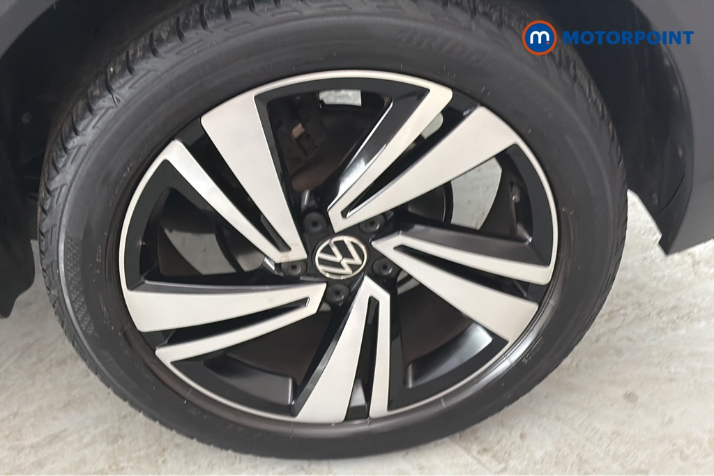 Volkswagen T-Roc R-Line Manual Petrol SUV - Stock Number (1684237) - 45th supplementary image