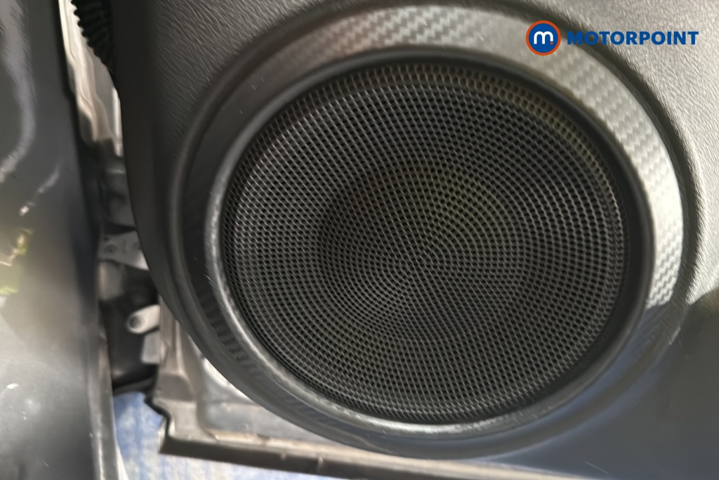 Nissan Juke N-Connecta Automatic Petrol SUV - Stock Number (1645318) - 21st supplementary image