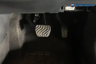 Nissan Juke N-Connecta Automatic Petrol SUV - Stock Number (1645318) - 24th supplementary image