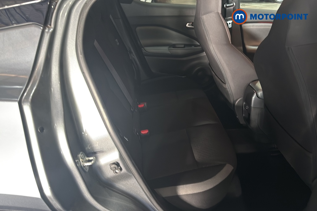 Nissan Juke N-Connecta Automatic Petrol SUV - Stock Number (1645318) - 25th supplementary image