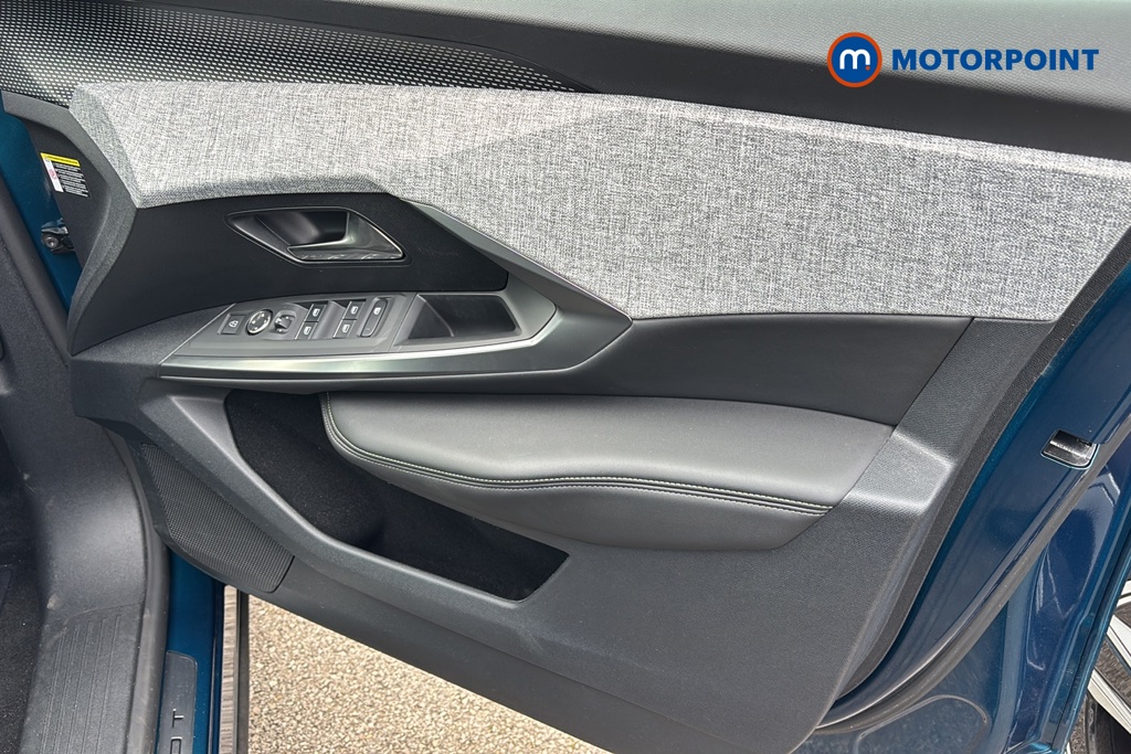 Peugeot 3008 GT Automatic Electric SUV - Stock Number (1667421) - 18th supplementary image