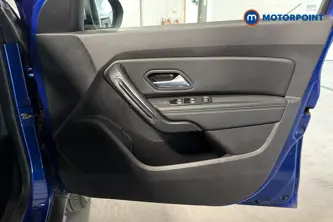 Dacia Duster Prestige Manual Petrol SUV - Stock Number (1676325) - 18th supplementary image