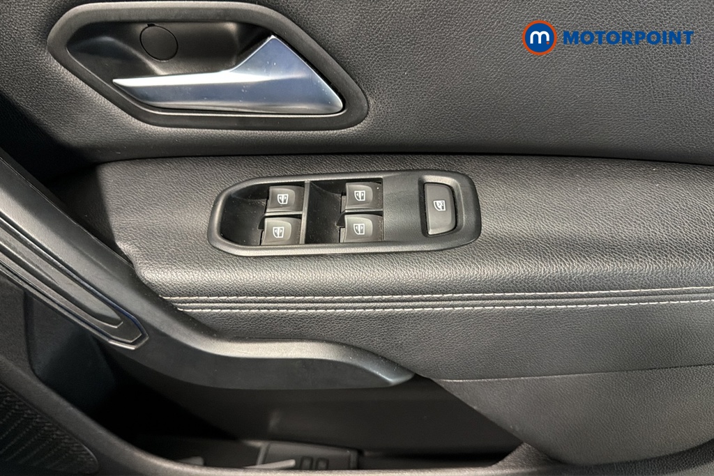 Dacia Duster Prestige Manual Petrol SUV - Stock Number (1676325) - 19th supplementary image