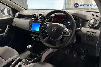 Dacia Duster Prestige Manual Petrol SUV - Stock Number (1676325) - 1st supplementary image
