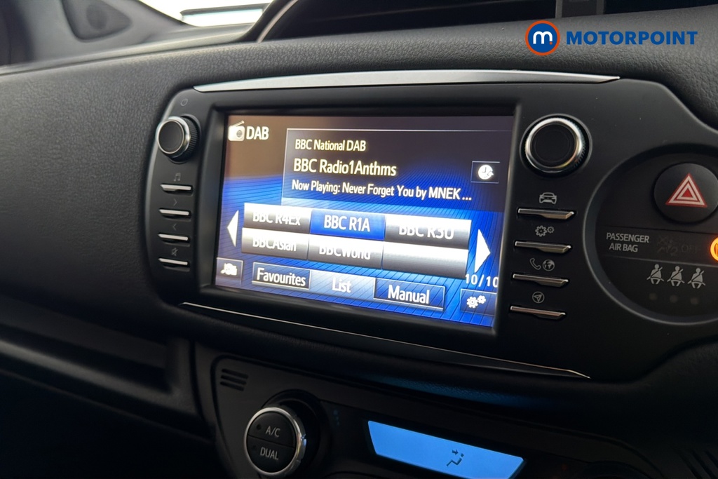 Toyota Yaris Gr-Sport Automatic Petrol-Electric Hybrid Hatchback - Stock Number (1677755) - 8th supplementary image