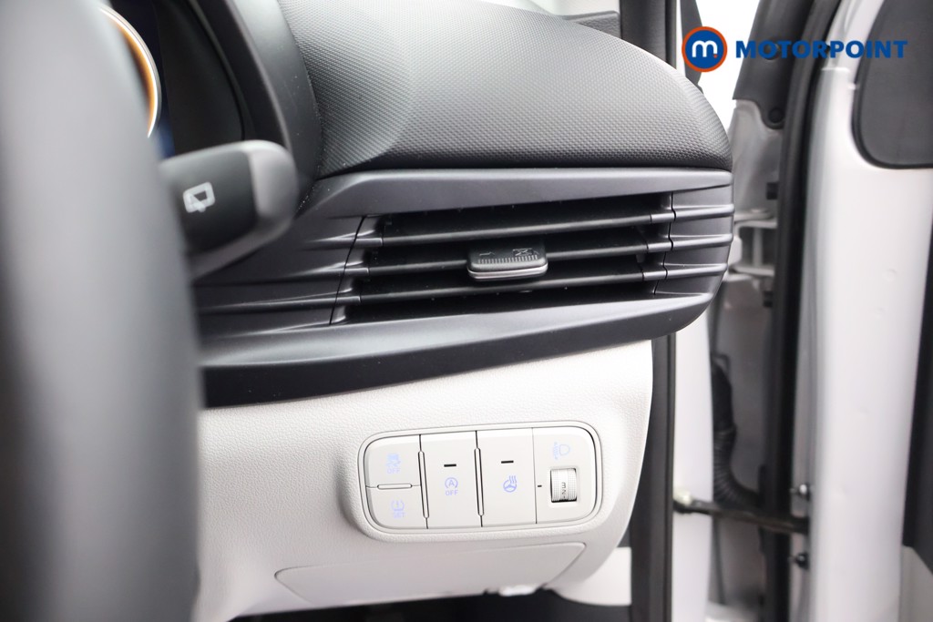 Hyundai I20 Tech Line Automatic Petrol Hatchback - Stock Number (1678383) - 4th supplementary image