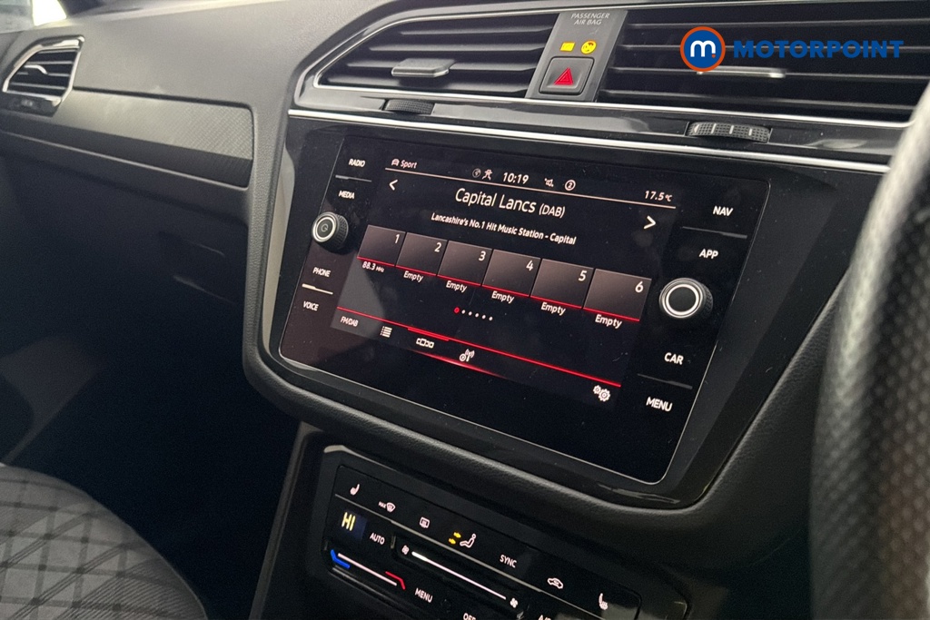 Volkswagen Tiguan R-Line Automatic Diesel SUV - Stock Number (1678560) - 8th supplementary image