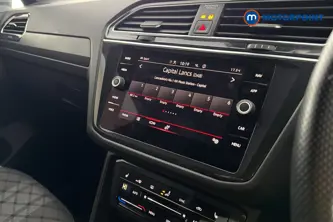 Volkswagen Tiguan R-Line Automatic Diesel SUV - Stock Number (1678560) - 8th supplementary image