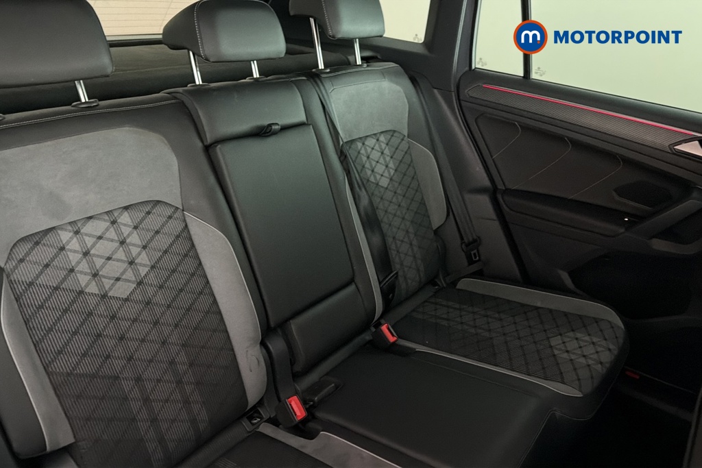 Volkswagen Tiguan R-Line Automatic Diesel SUV - Stock Number (1678560) - 25th supplementary image