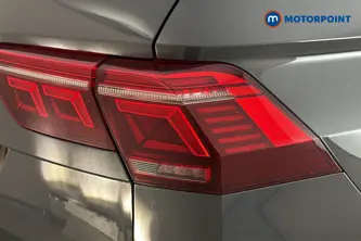 Volkswagen Tiguan R-Line Automatic Diesel SUV - Stock Number (1678560) - 36th supplementary image