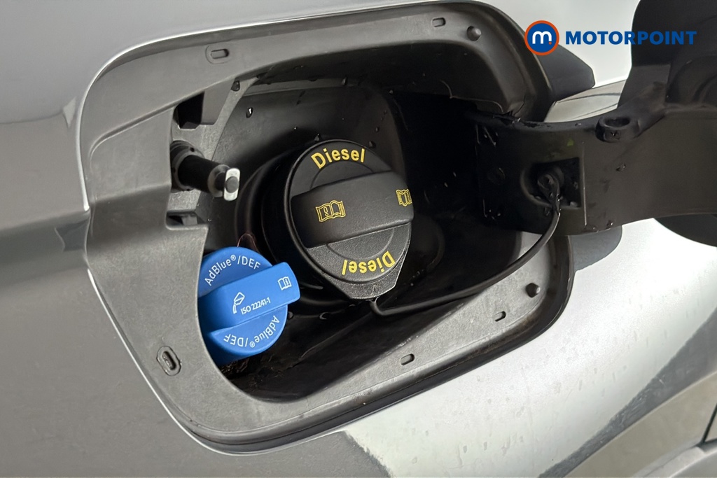 Volkswagen Tiguan R-Line Automatic Diesel SUV - Stock Number (1678560) - 41st supplementary image
