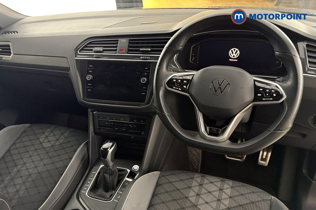 Volkswagen Tiguan R-Line Automatic Diesel SUV - Stock Number (1678560) - 1st supplementary image